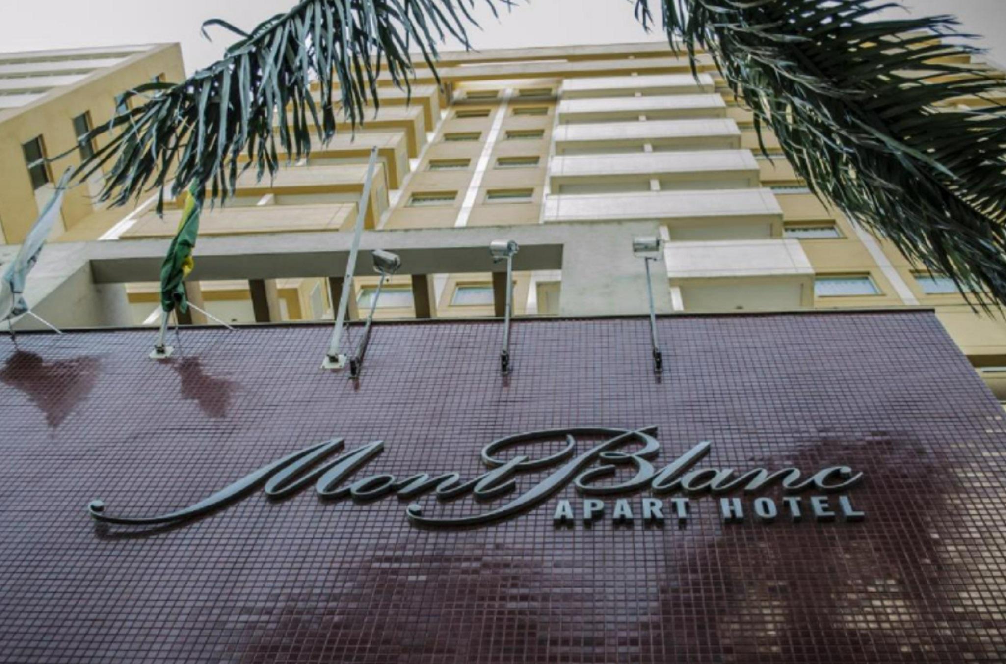 Mont Blanc Apart Hotel - Дуки-ди-Кашиас Экстерьер фото